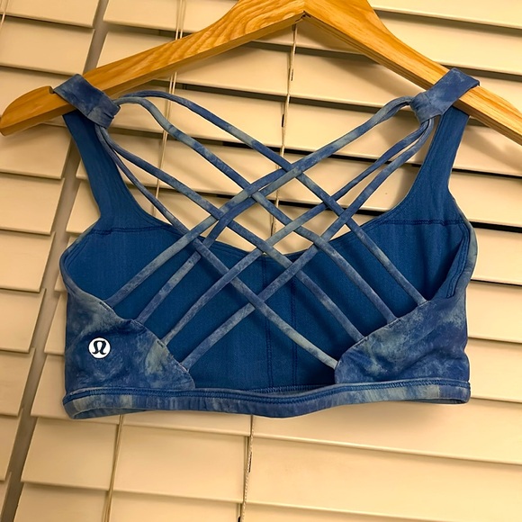 Lululemon Sports Bra - Picture 2 of 3